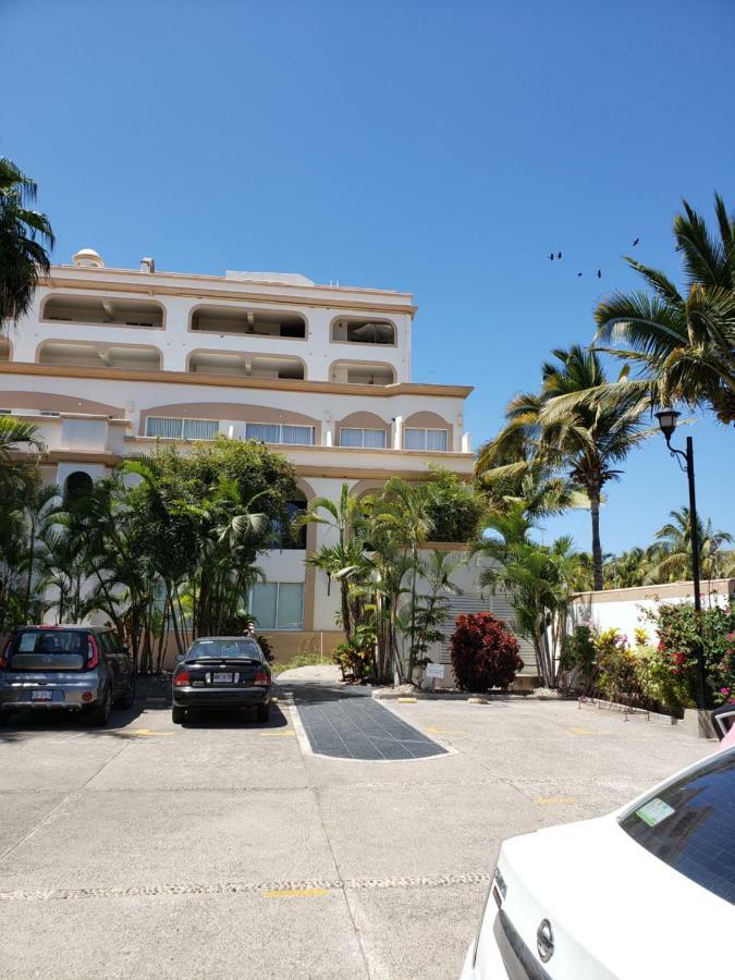 מזטלן Costa Bonita Beach & Resort מראה חיצוני תמונה