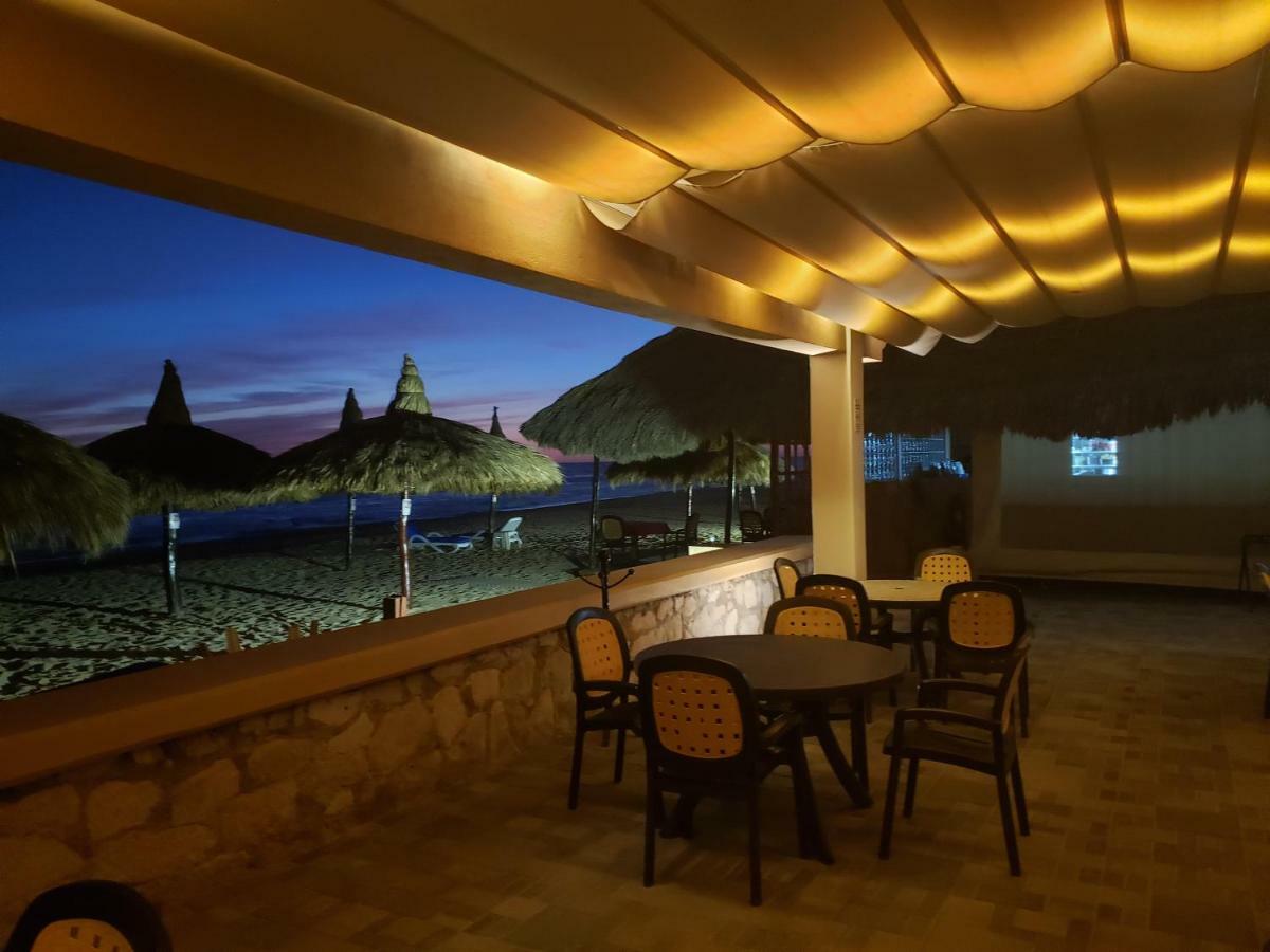 מזטלן Costa Bonita Beach & Resort מראה חיצוני תמונה